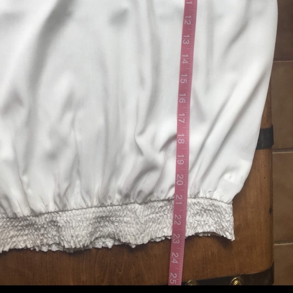 Summer blouse - Picture 2 of 5